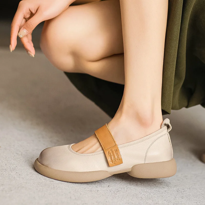 Flats for quick porch steps -Women Casual Retro Soft Leather Flats