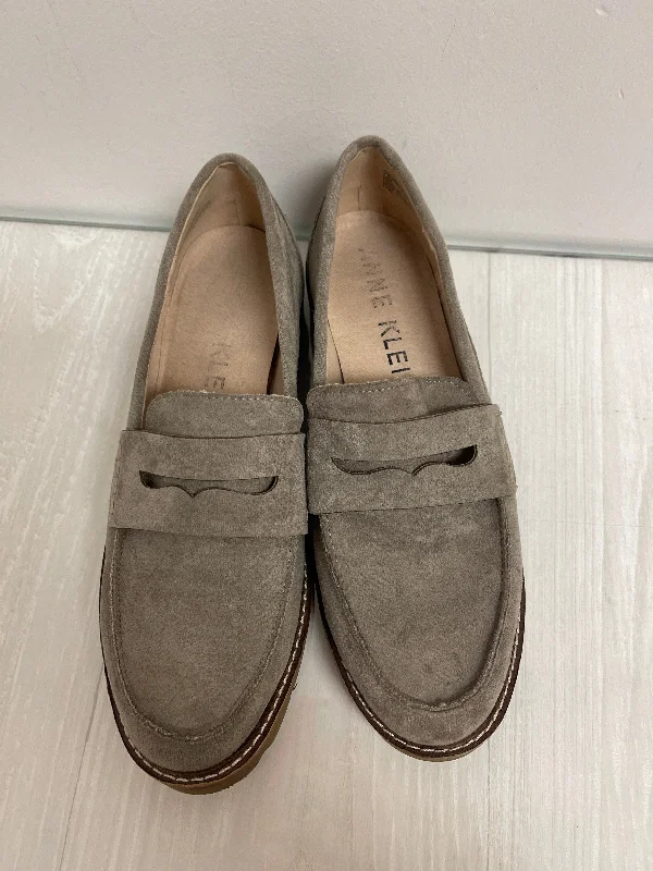 Flats for slow rest -Shoes Flats By Anne Klein In Grey, Size: 7.5