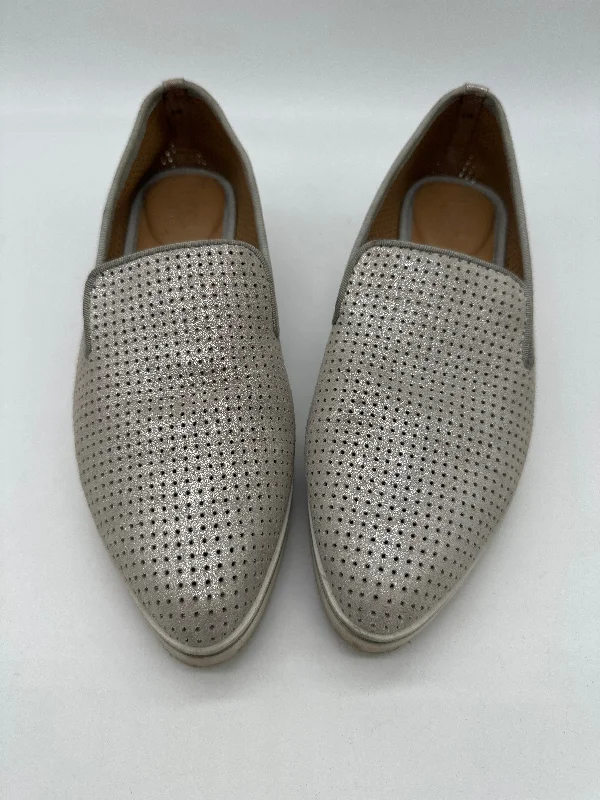 Patent flats with glossy shine -Shoes Flats By Franco Sarto In Grey, Size: 8.5