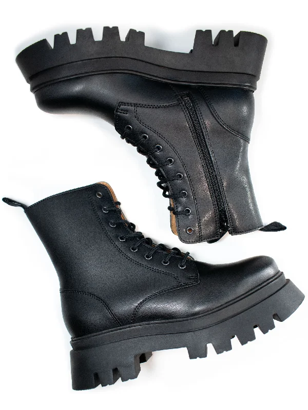 Boots for rainy dusk dinners -Track Sole 8-Eye Lace Up Boots