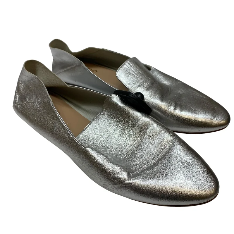 Flats with colorful accents -Shoes Flats By Aldo In Silver, Size: 8.5