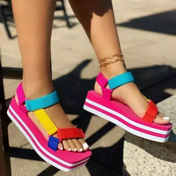 Slippers for uneven surfaces -New arrivals 2023 trendy summer women shoes flat slippers color block platform sandals women casual sandals