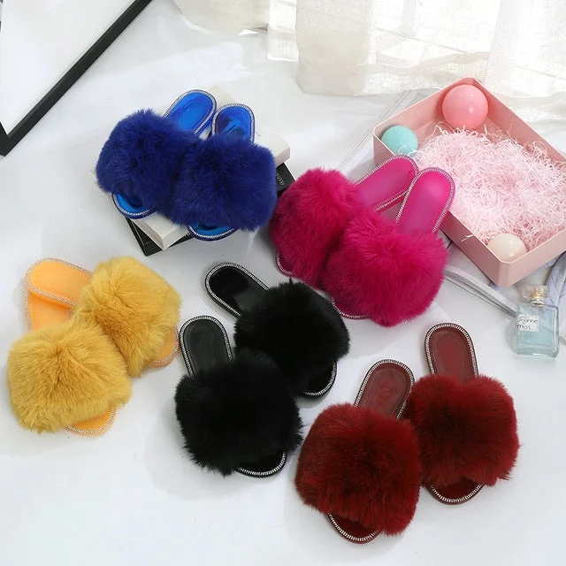 Slippers for outdoor patios -2022 Summer Women Flat Fur Slides for Women Rhinestone Casual Slides Jelly Sandals Ladies Fluffy Slippers