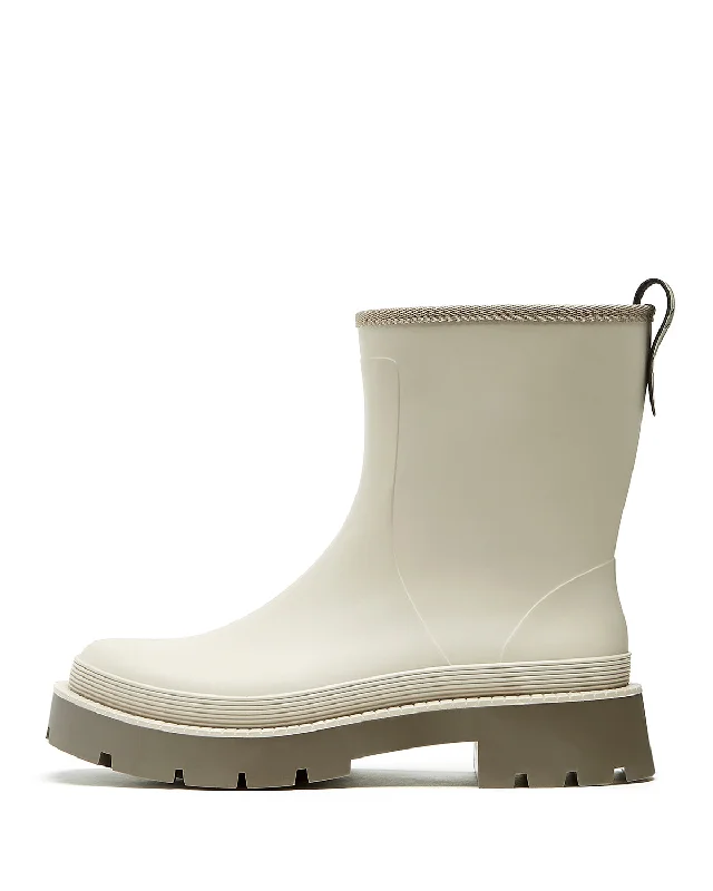 Boots for rainy park adventures -Puddle Bootie | Cream