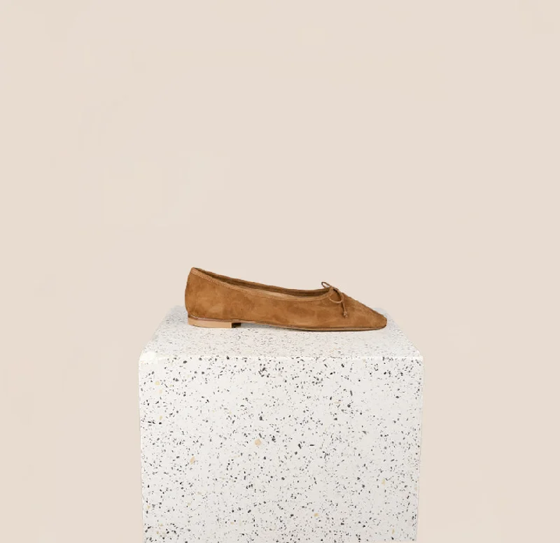 Flats with deep cushioning -Como - Amaretto Suede