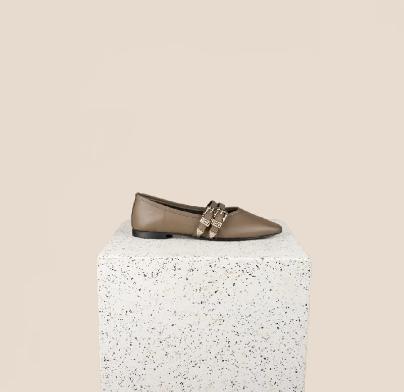 Flats for silent strolls -Udine Dark Taupe