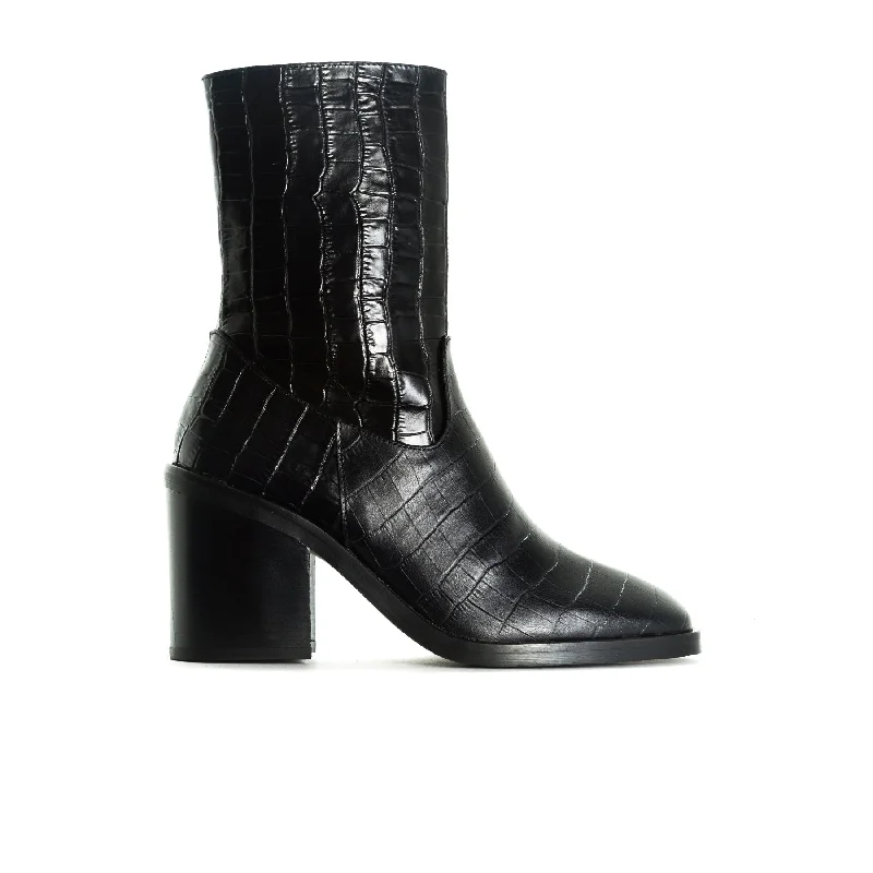 Boots for relaxed rainy strolls -Maralik Black Croco