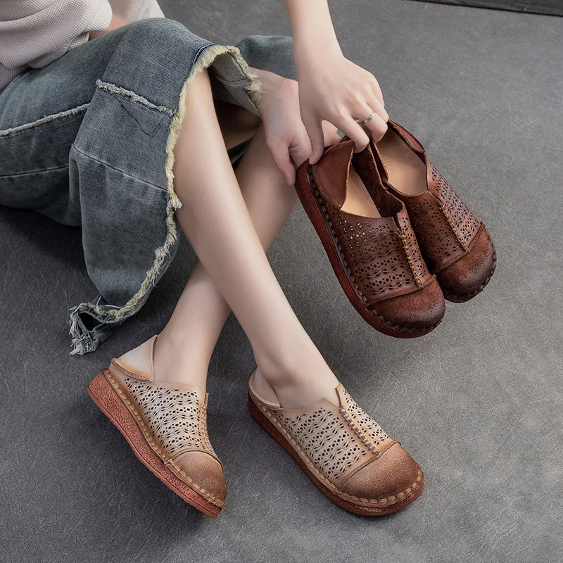 Flats with rain-tight soles -Women Retro Hollow Breathable Leather Casual Flats