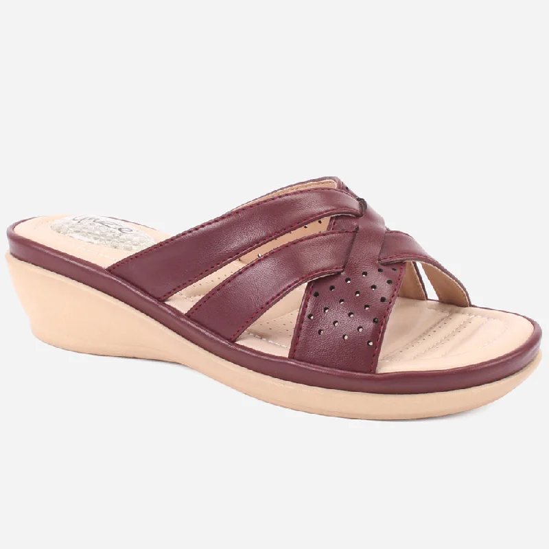 Slippers for homebodies -Women "KEICH" Comfort Strappy Slippers