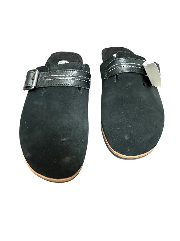 Flats for quiet naps -Shoes Flats By Clarks In Black, Size: 7.5