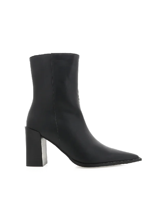 Boots with ornate heel textures -LAURYN - BLACK