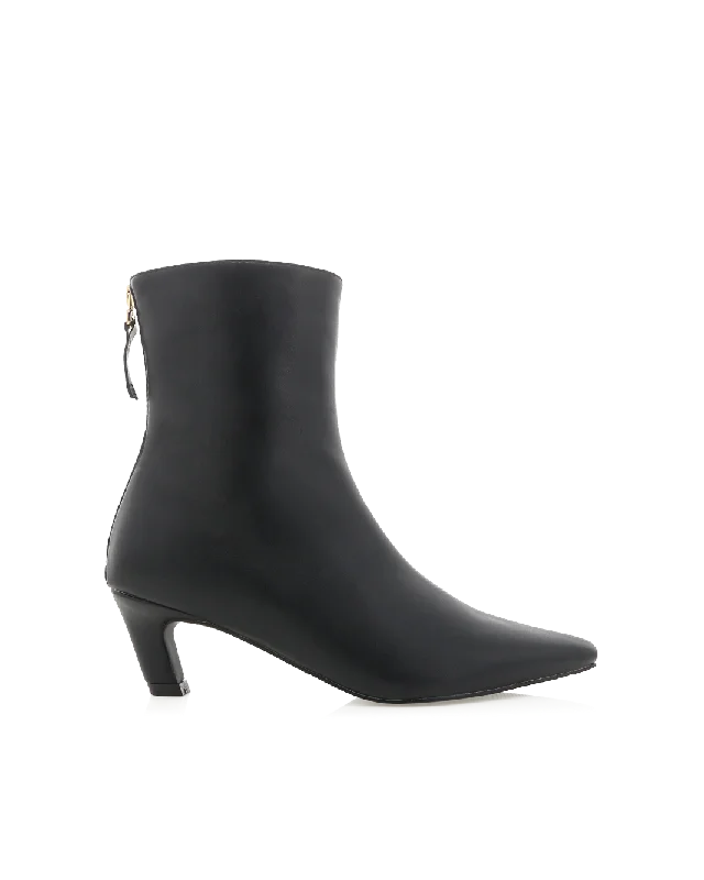 Boots for rainy dusk suppers -XINIA - BLACK