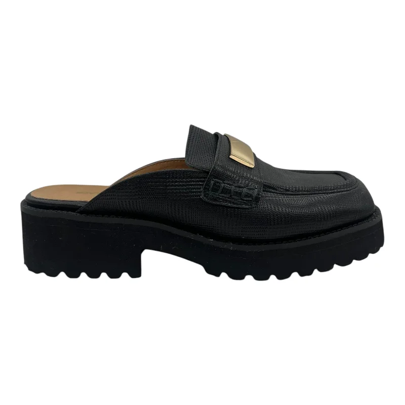 Durable flats for all-day use -Shoes Flats By Cma In Black, Size:8.5