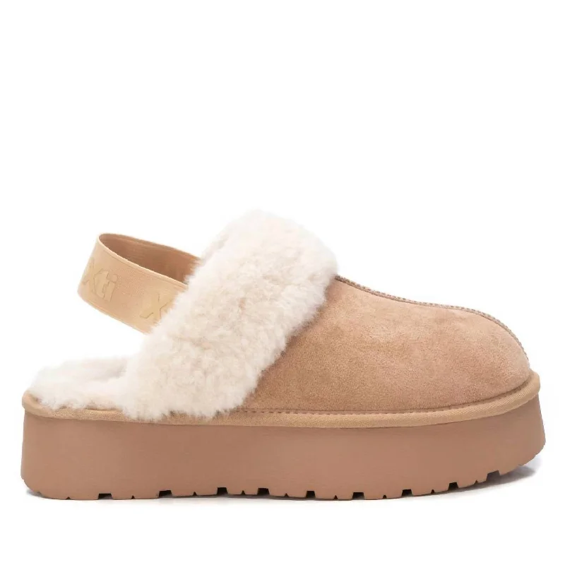 Slippers for kids’ playtime -Women's Winter Clogs In Beige