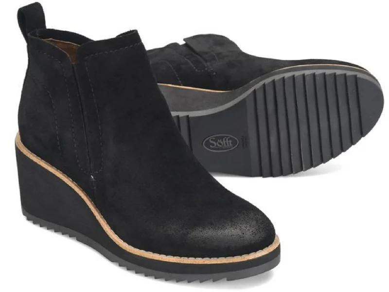 Boots for indoor rainy events -Emeree