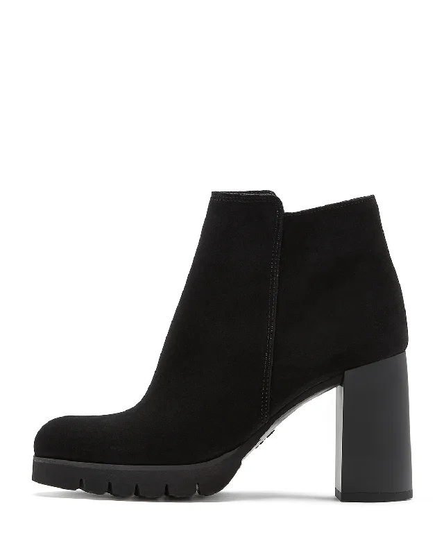 Boots for relaxed wet evenings -Maya Bootie | Black Suede