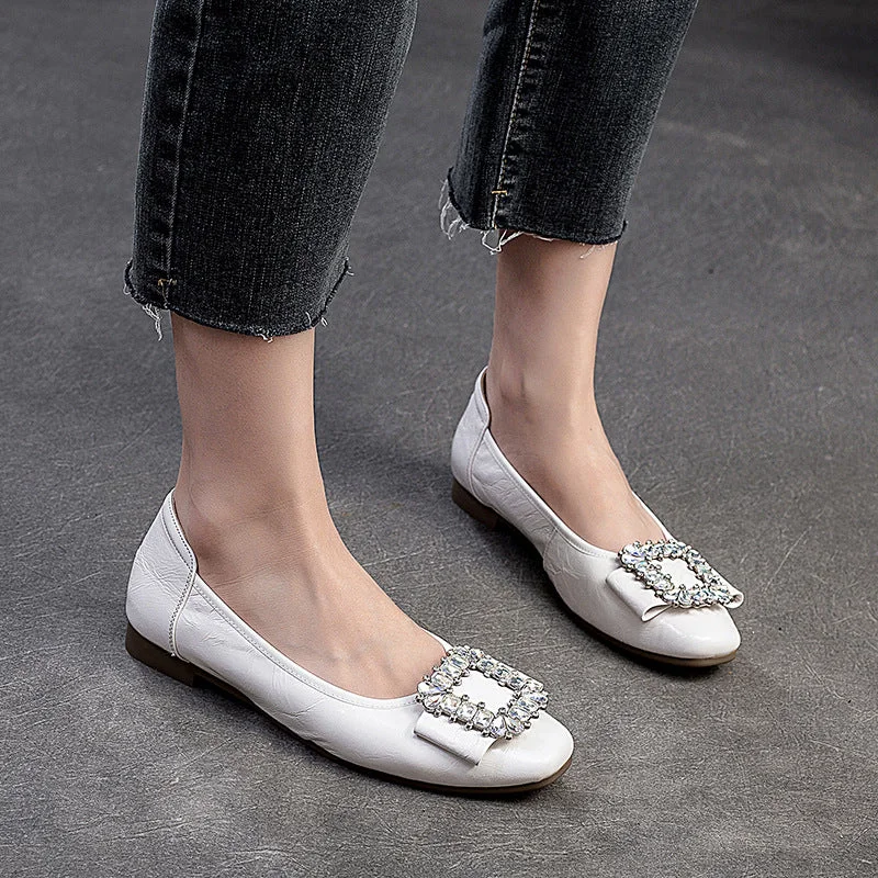 Affordable flats for value -Women Retro Fashion Soft Leather Casual Flats