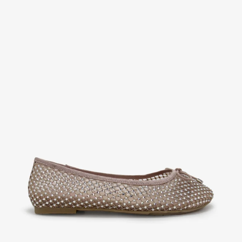 Flats with comfy footbeds -ANGGIE NUDE