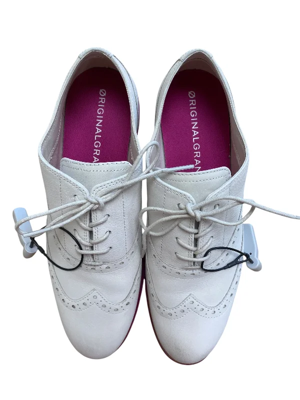 Flats for casual rest -Shoes Flats By Cole-haan In White, Size: 9