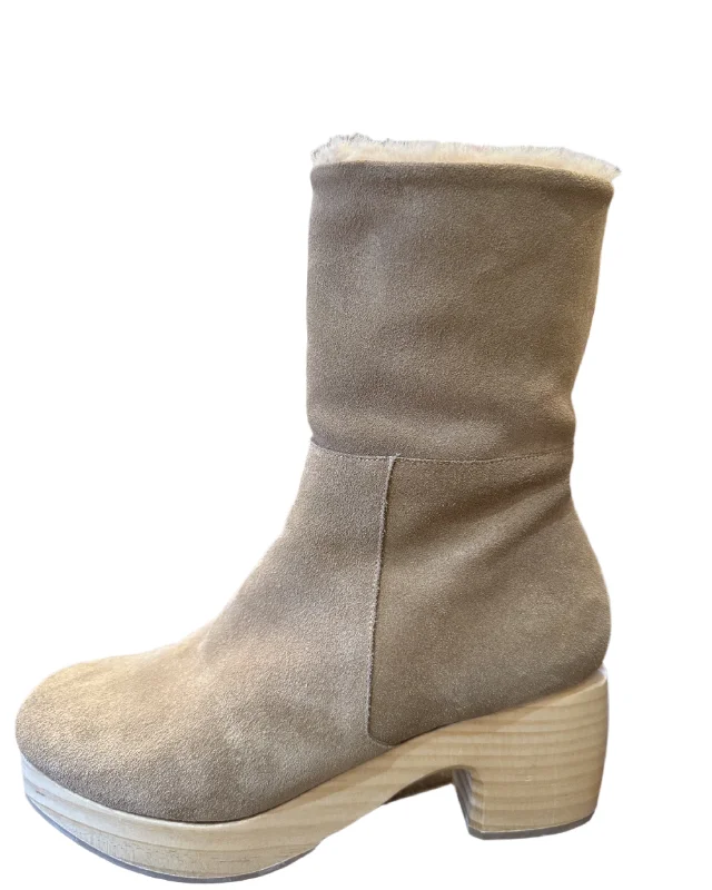 Boots for trendy rainy vibes -Odelette Shearling Lined Bootie | Tobacco