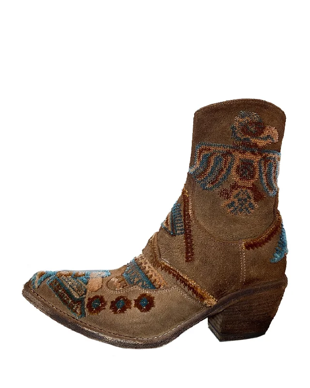 Boots with solid heel linings -Totem Embroidered Boot | Sughero